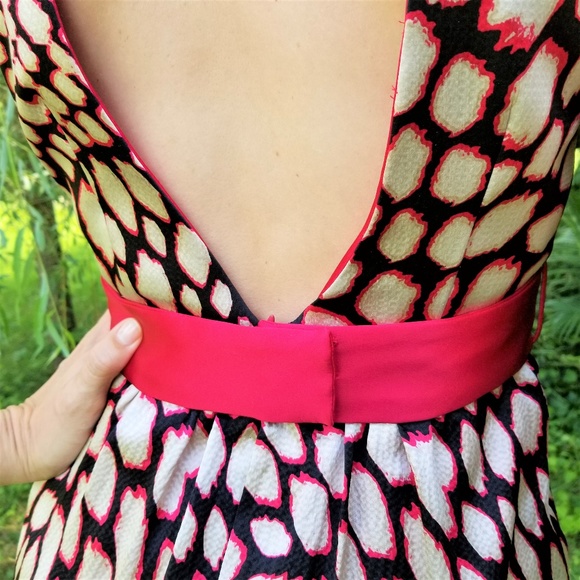 BOGO NWT XENIYA Silk Print Cocktail Dress - 4 - Picture 1 of 8